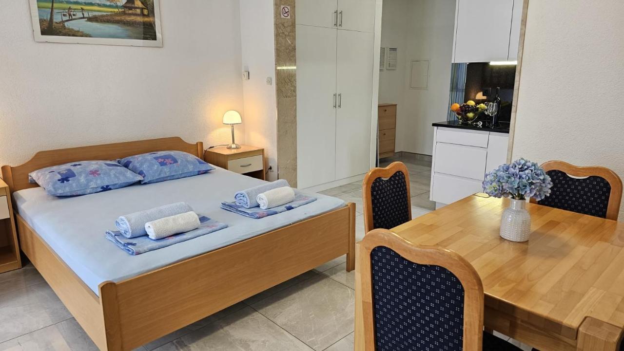 Apartmani Barnjak Trogir Exteriér fotografie